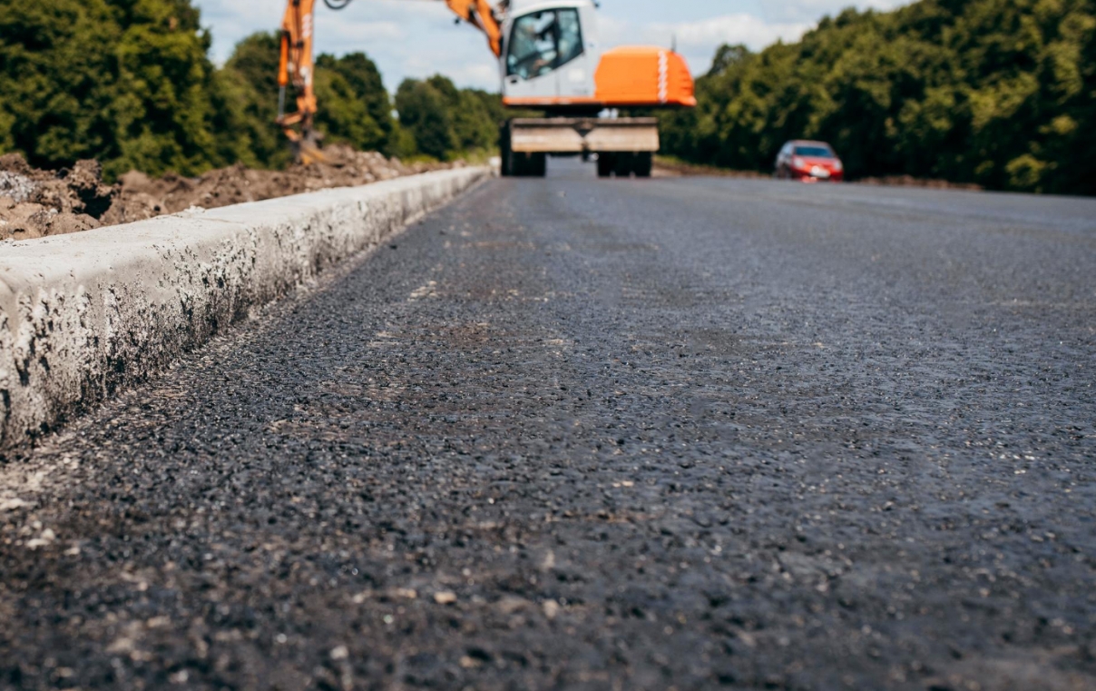 Rozwój infrastruktury drogowej w Małopolsce i na Śląsku: postępy i przeszkody w budowie drogi ekspresowej S1
