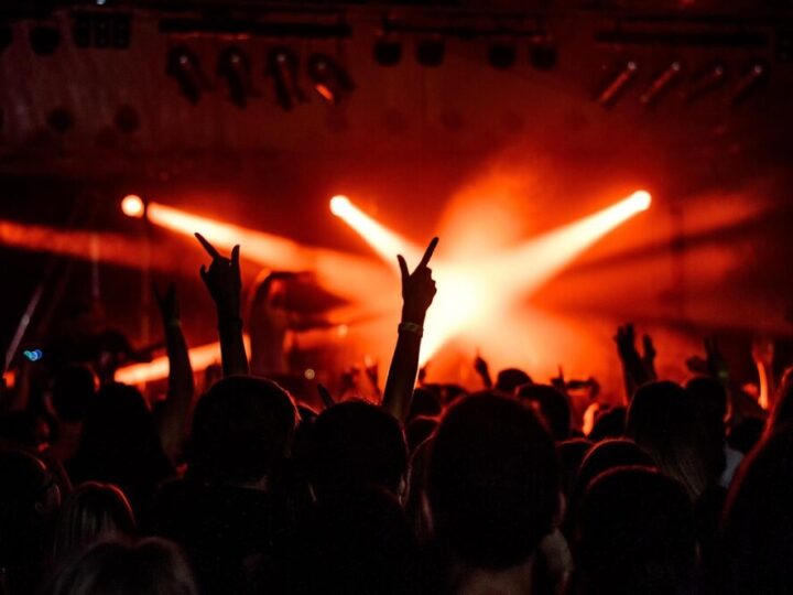 Weekend pełen atrakcji w Czeladzi: kino, koncerty i sport czekają!