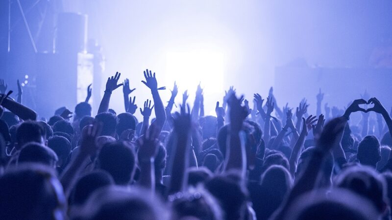 Andrzejkowe czary w Kopalni Kultury: odkryj magiczną kartę drinków na niezapomnianą noc!