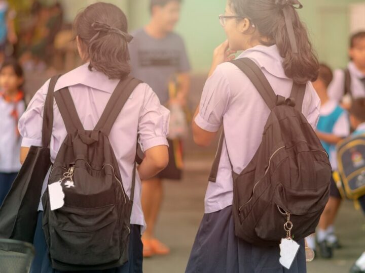 Budowanie relacji: odkrywanie podobieństw i różnic w więziach społecznych