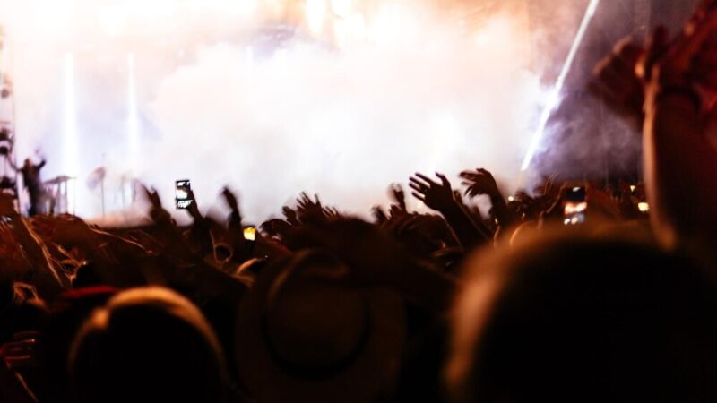 Nie przegap koncertu Pablopavo i ludzików – bilety szybko znikają!