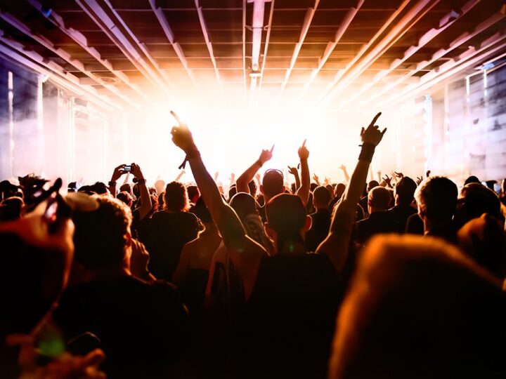 Wiosenny koncert uczniów ze Siemoni oczarował publiczność kolorami i radością