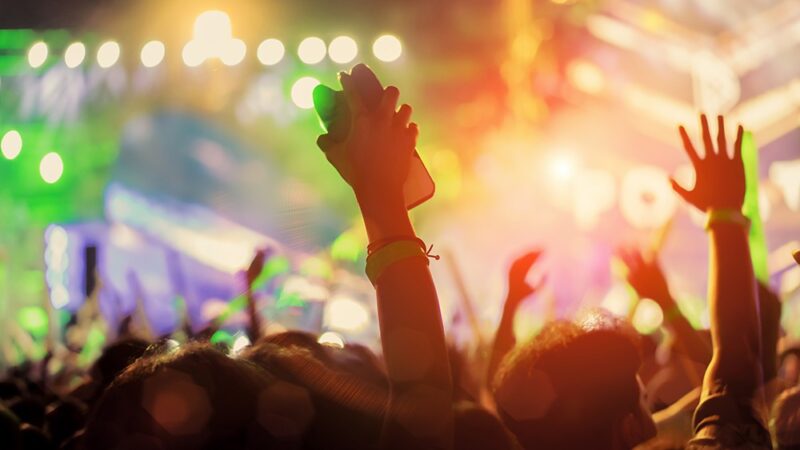 Irlandzka noc pełna muzyki i tańca w Bobrownikach