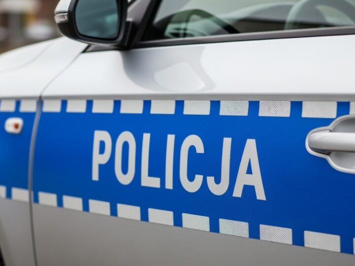 Seniorzy w Będzinie: Jak uniknąć oszustw?