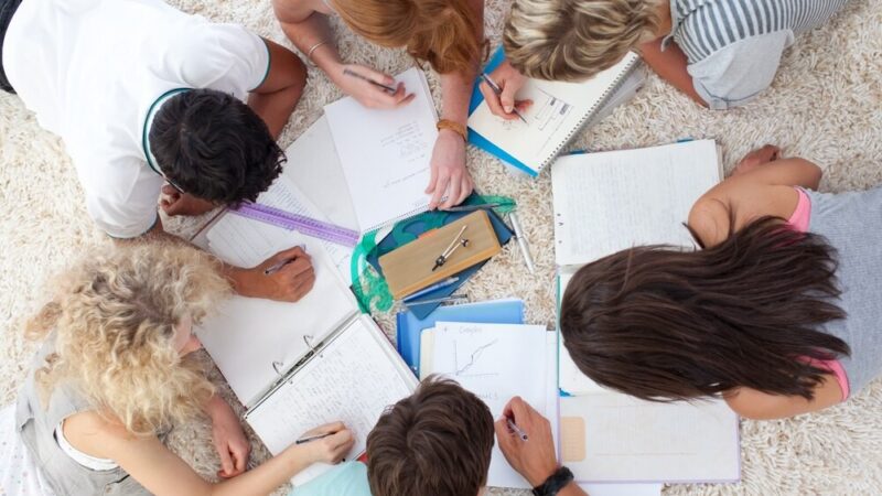 Edukacja ekologiczna w Szkole Podstawowej nr 2: Spotkanie z Antysmogowym Zespołem