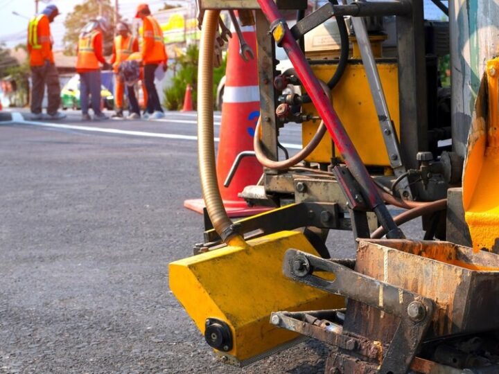 1,7 mln zł na remonty dróg w Bobrownikach: Nowe inwestycje w infrastrukturę